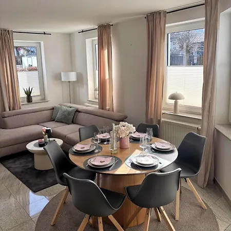 Upland-living Apartmán