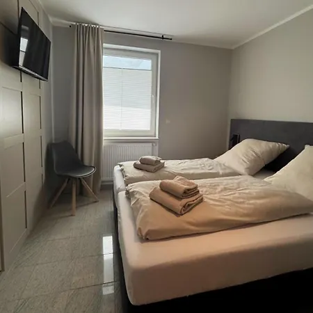 Apartment Upland-living